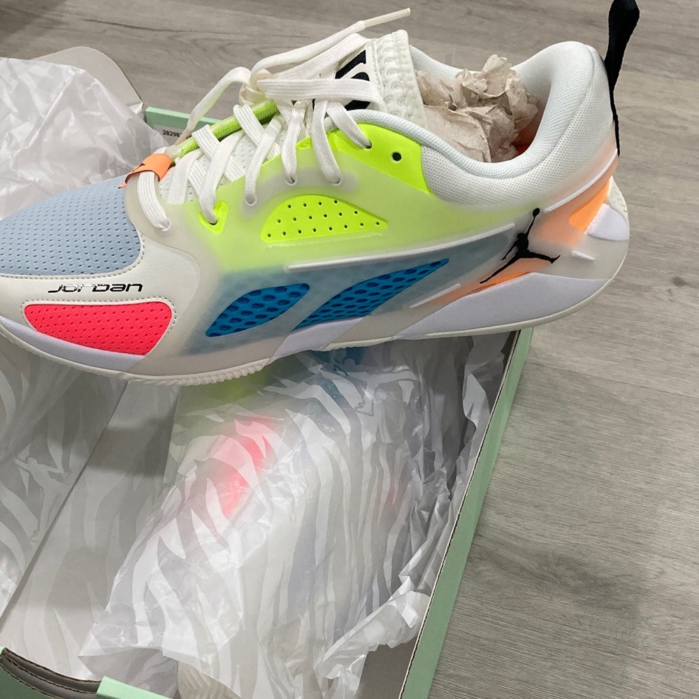 NWT Jordan Heir Series Neon and Blue Athletic Sneakers - Picture 4 of 6